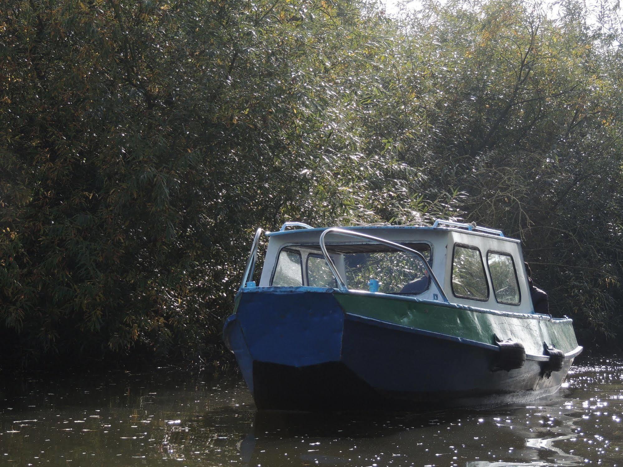De Brabantse Biesbosch Hotell Werkendam Eksteriør bilde