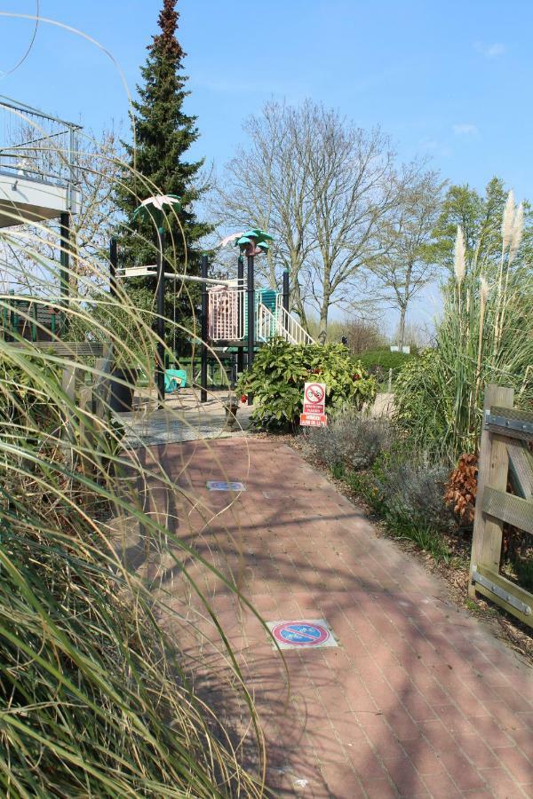 De Brabantse Biesbosch Hotell Werkendam Eksteriør bilde